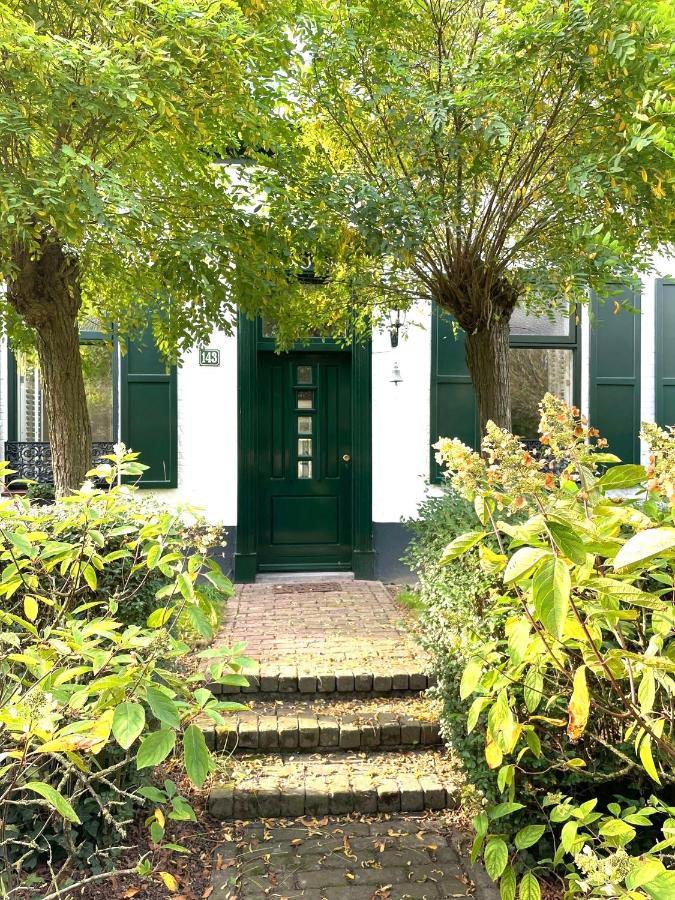 B&B De Tol Hulst Ngoại thất bức ảnh